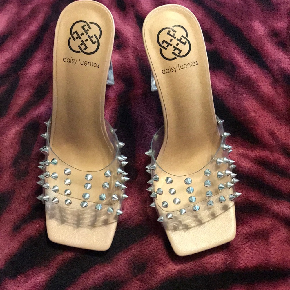 Daisy Fuentes new with box never wore.